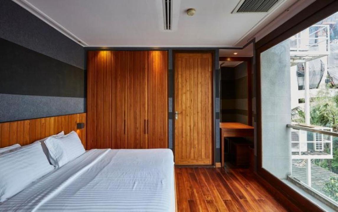 Luxx Langsuan Hotel - Sha Plus Банкок Екстериор снимка