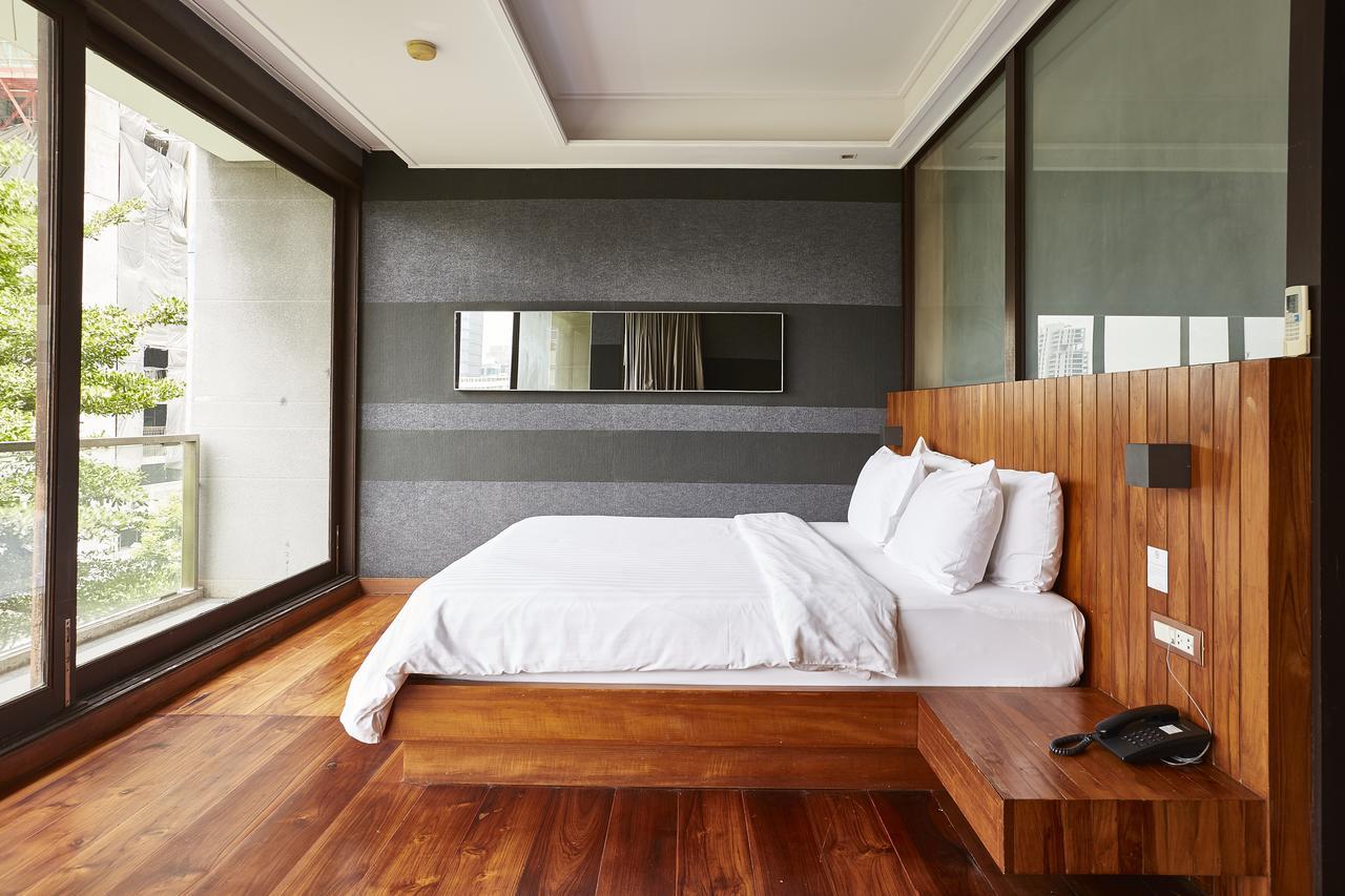 Luxx Langsuan Hotel - Sha Plus Банкок Екстериор снимка