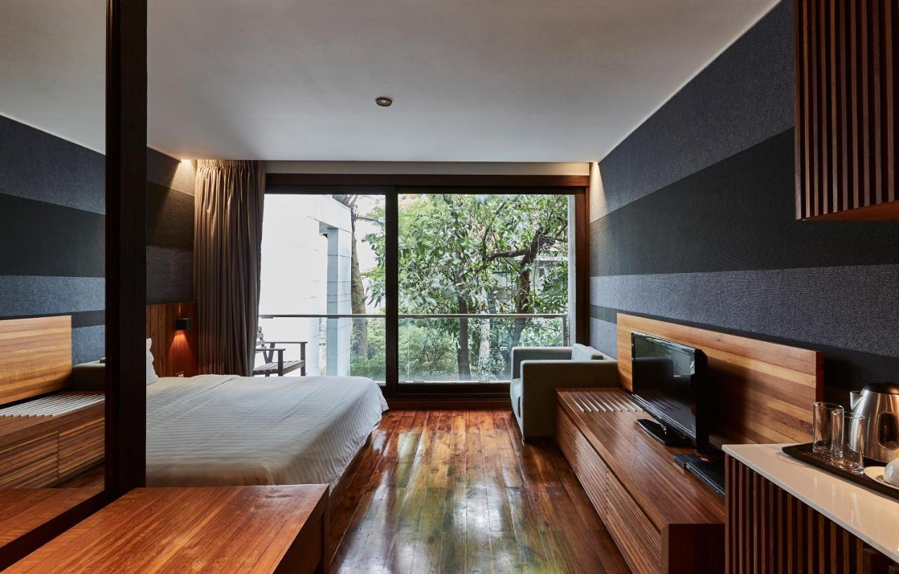 Luxx Langsuan Hotel - Sha Plus Банкок Екстериор снимка