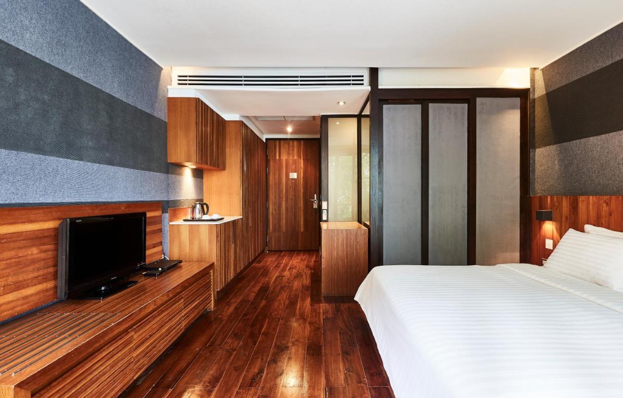 Luxx Langsuan Hotel - Sha Plus Банкок Екстериор снимка